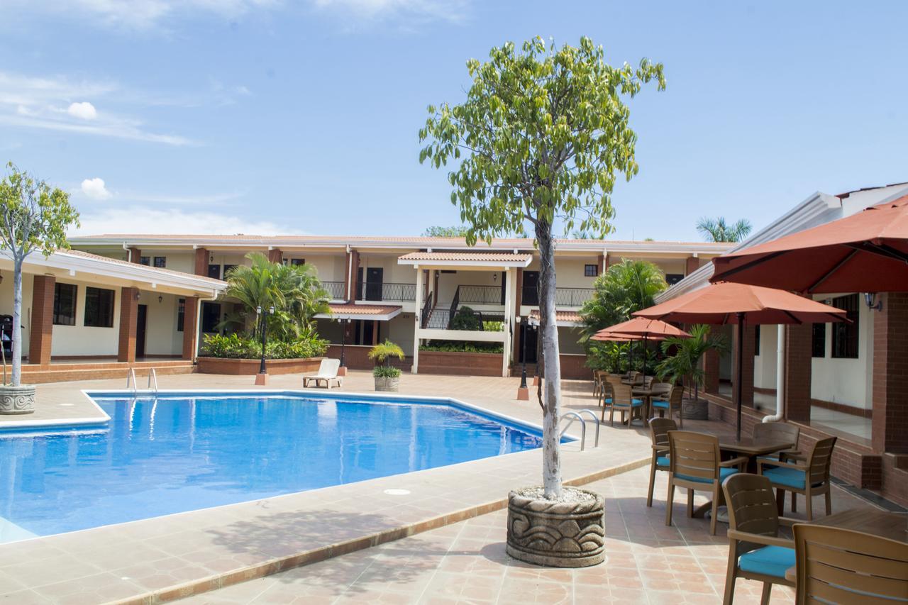 Farallones Hotel Chinandega Kültér fotó
