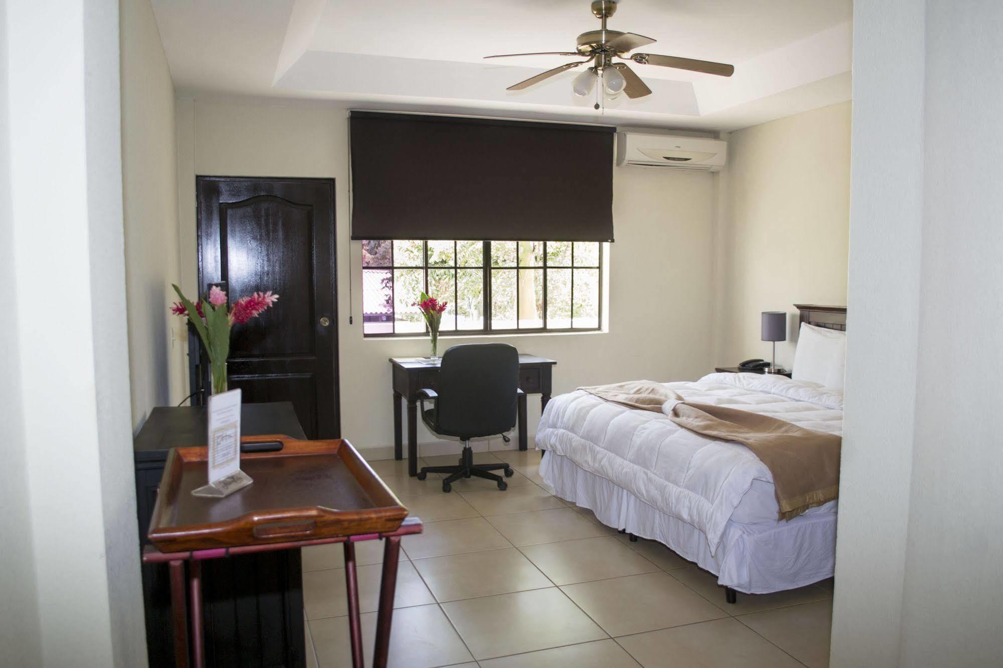 Farallones Hotel Chinandega Kültér fotó
