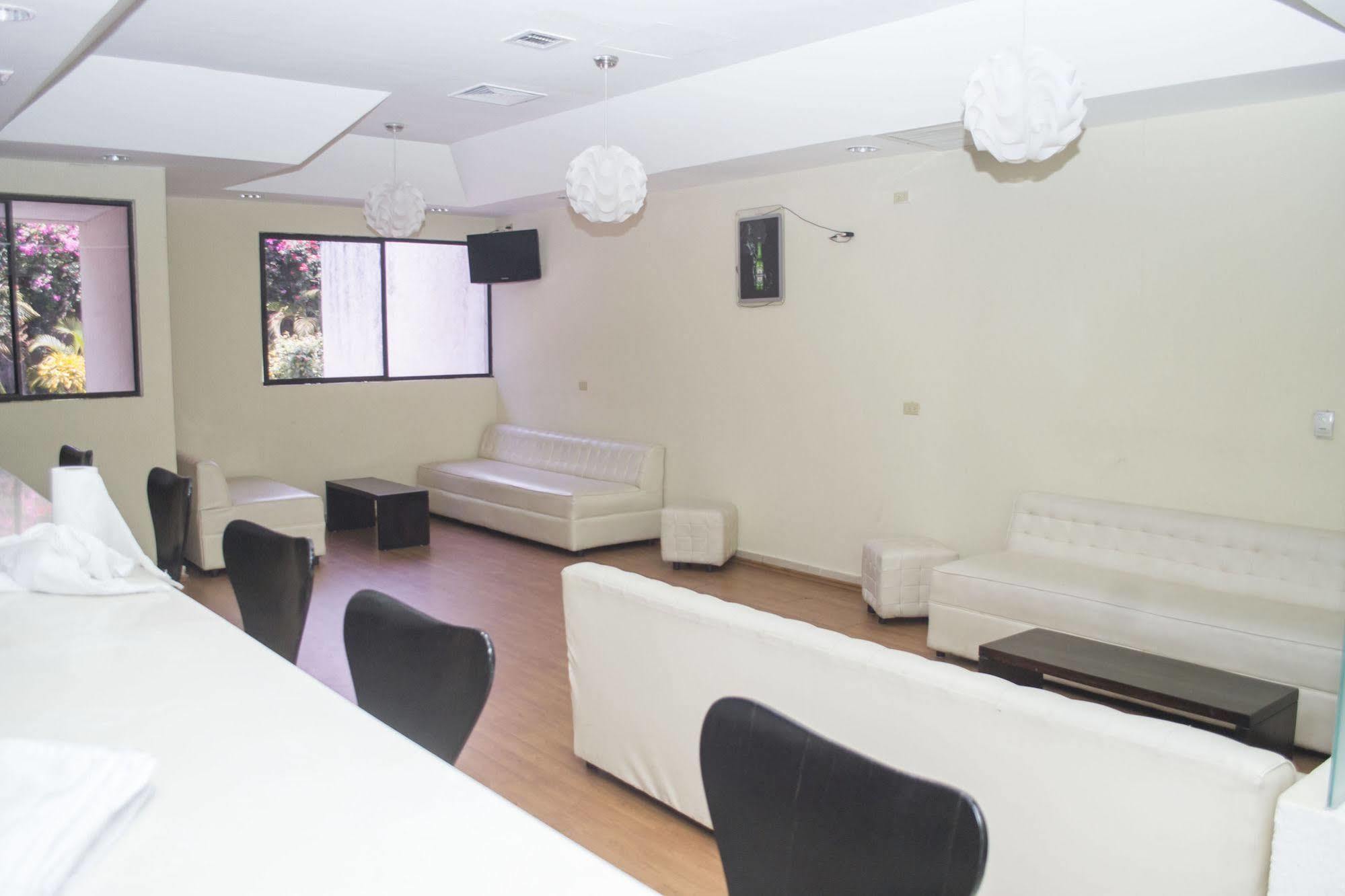 Farallones Hotel Chinandega Kültér fotó