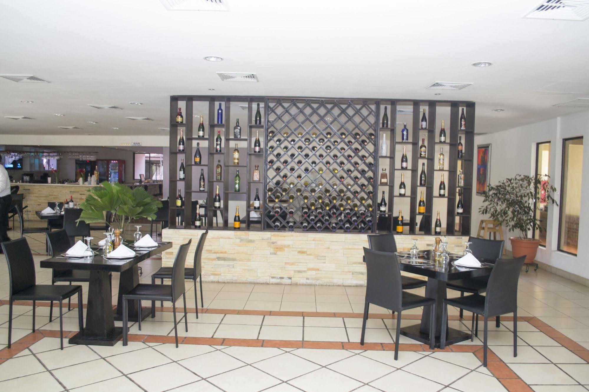 Farallones Hotel Chinandega Kültér fotó
