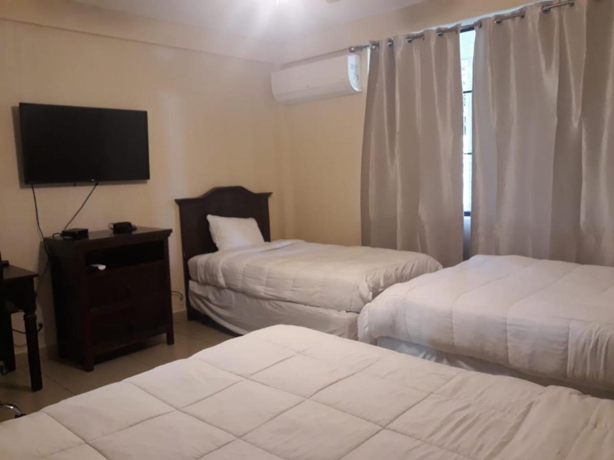 Farallones Hotel Chinandega Kültér fotó